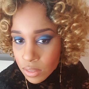 Meet your Posher, Natasha